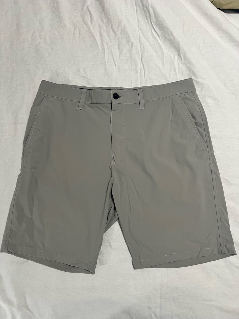 Kenneth Cole Golf Shorts